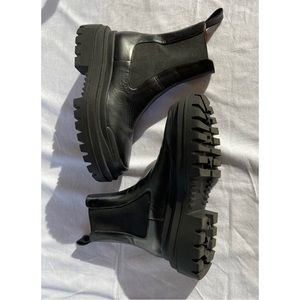 Zara Leather Chunky Chelsea Boots - Excellent Condition Size EU 39 / US 8